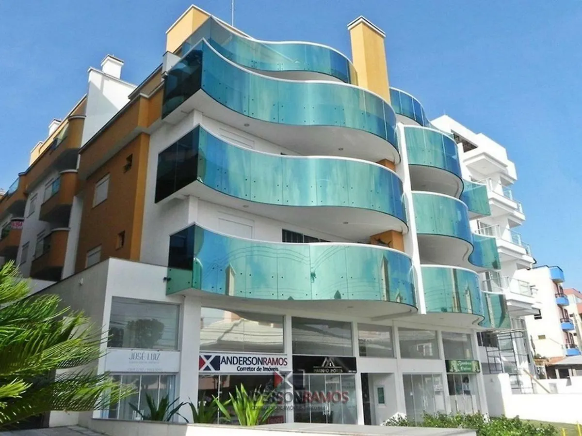 1049 - Praia De Bombinhas Locacao De Temporada - Residencial Egidio Pinheiro Apto 305 B location