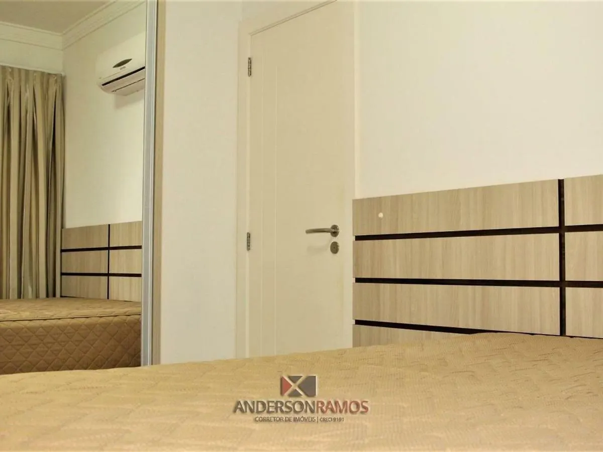 1049 - Praia De Bombinhas Locacao De Temporada - Residencial Egidio Pinheiro Apto 305 B Apartment