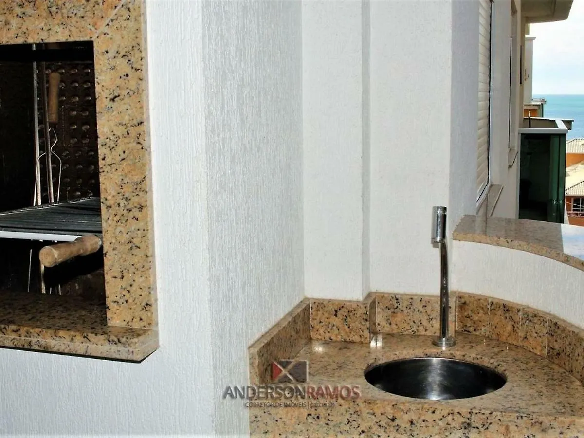 1049 - Praia De Bombinhas Locacao De Temporada - Residencial Egidio Pinheiro Apto 305 B Apartment